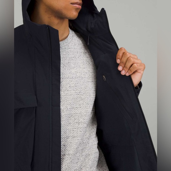 NWT Athletic Athleisure Minimalist RARE Lululemon Stretch Cargo Jacket - Picture 3 of 17